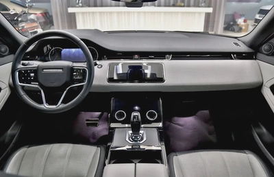 Range Rover Evoque Dynamic HSE-3