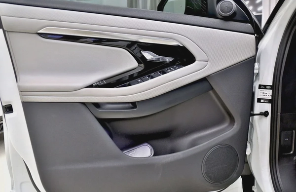 Range Rover Evoque Dynamic HSE