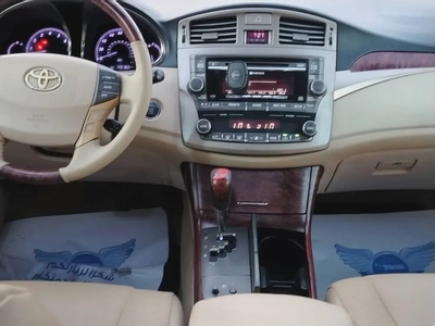 تويوتا أفالون 2011 Limited-13