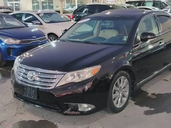 تويوتا أفالون 2011 Limited