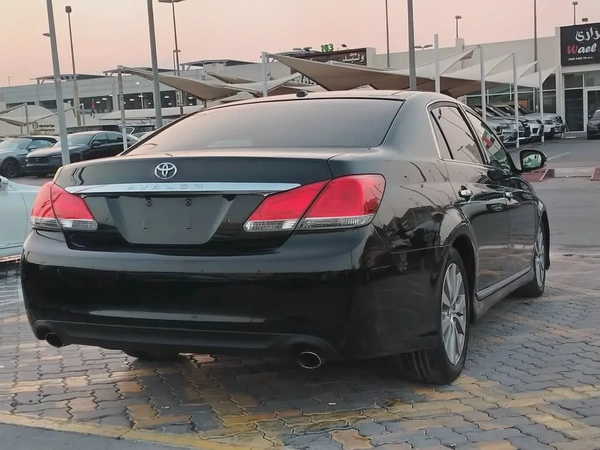 تويوتا أفالون 2011 Limited