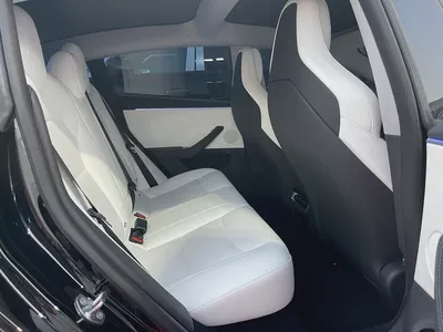 Tesla Model 3 Performance 2025 GCC Specs-9