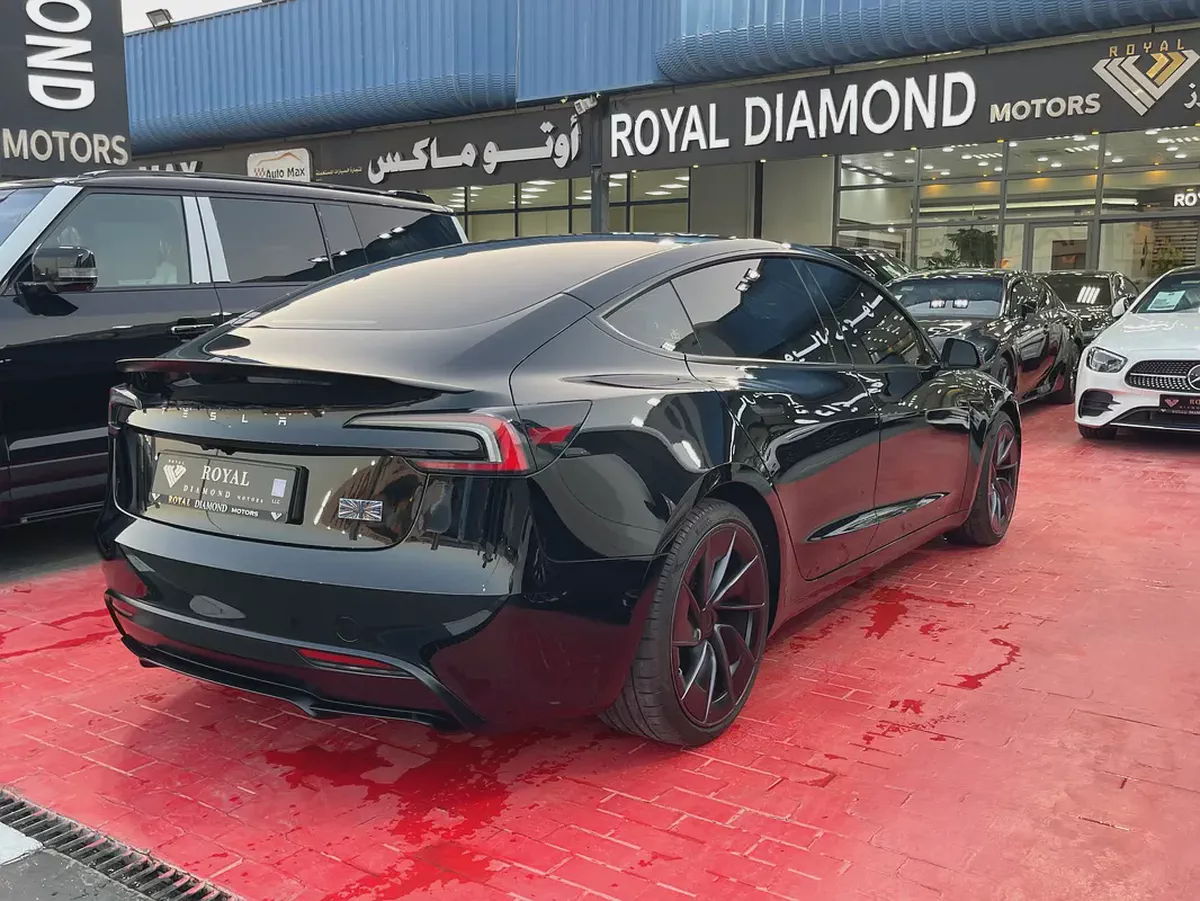 Tesla Model 3 Performance 2025 GCC Specs-3-3