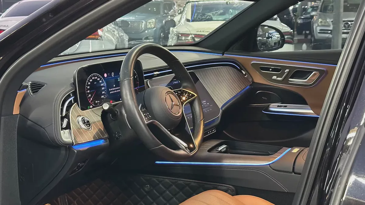 Mercedes-Benz E-Class E 300 2024 Chinese Specs-3-3