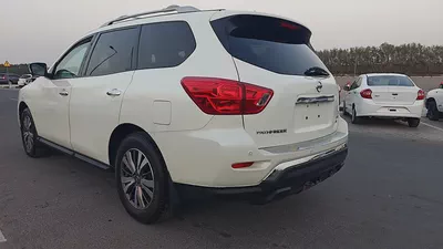 Nissan Pathfinder LE 2017 | Top Option | American Specs-3