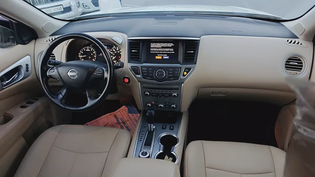 Nissan Pathfinder LE 2017 | Top Option | American Specs-9-9