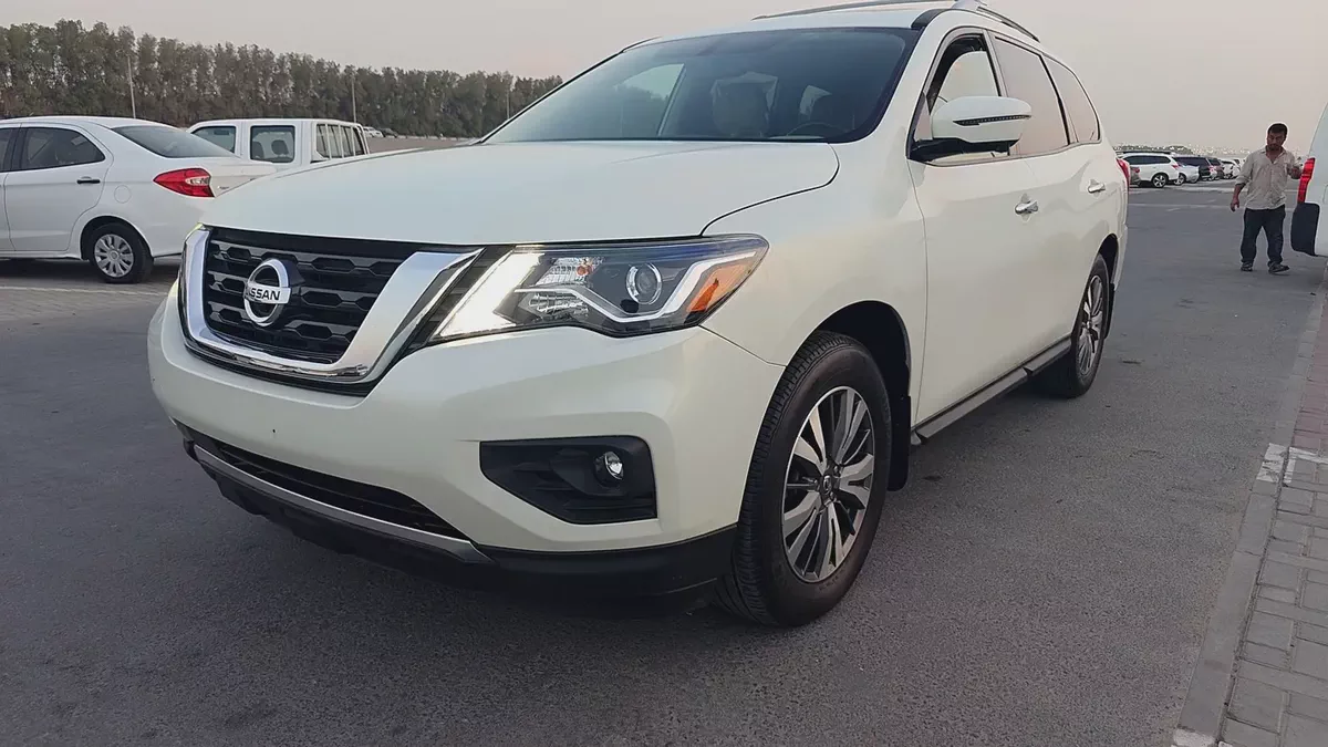 Nissan Pathfinder LE 2017 | Top Option | American Specs