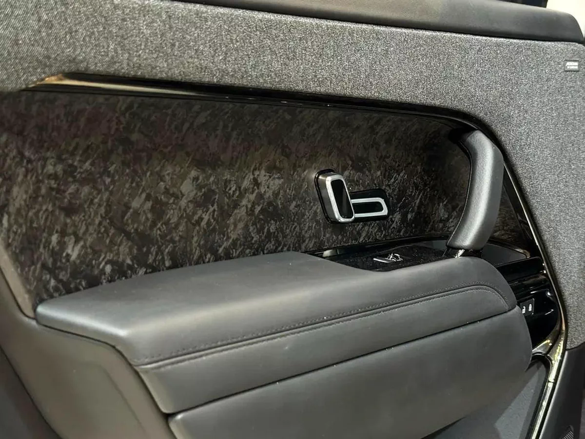 Land Rover Range Rover Sport FIRST EDITION LOW MILAGE-10-0