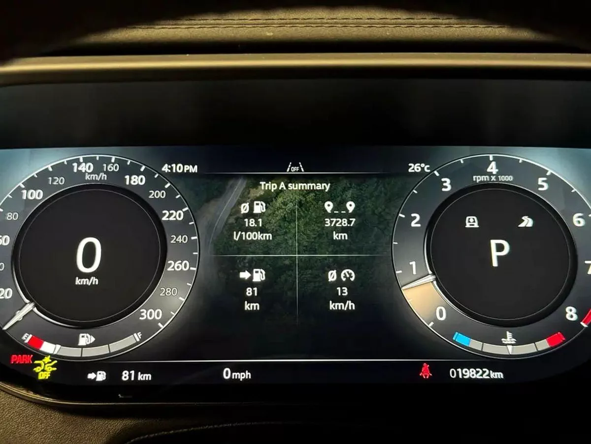 Land Rover Range Rover Sport FIRST EDITION LOW MILAGE-14-0