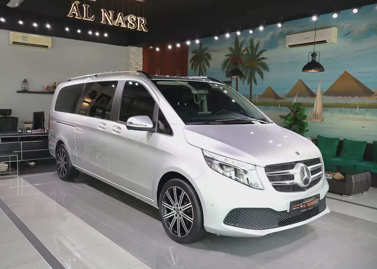 Original Paint . GCC Specs . Excellent Condition . High Spec.
