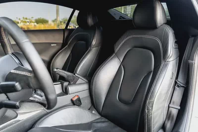 2010 Audi R8 V10 FSI quattro | 6-Speed Gated Manual | GCC Specs-11
