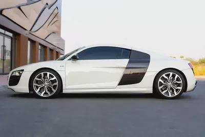 2010 Audi R8 V10 FSI quattro | 6-Speed Gated Manual | GCC Specs-5