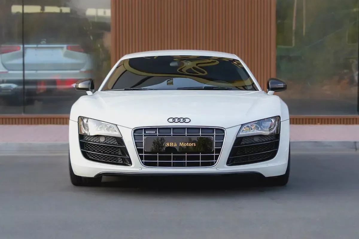 2010 Audi R8 V10 FSI quattro | 6-Speed Gated Manual | GCC Specs-2-2