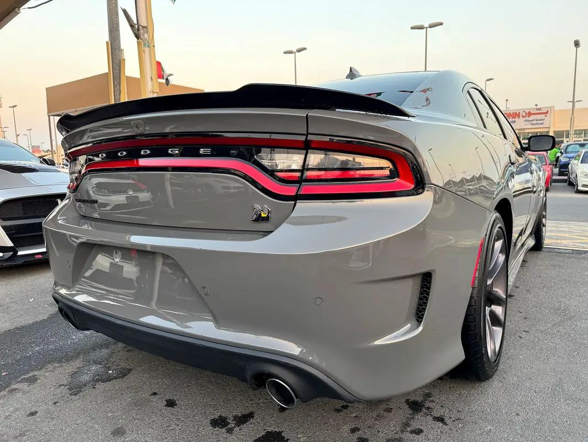 دودچ تشارچر SRT V8 SCATPACK 6.4L موديل 2023 وارد فل اوبشن بحاله الوكاله-5-5