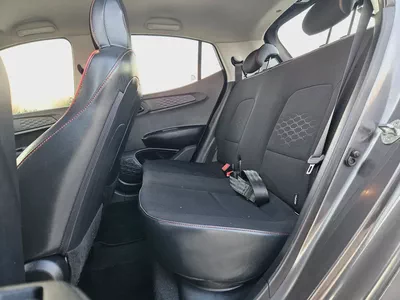 Hyundai Grand i10 2021 GCC Specs Almost A New Car Premium Condition With Low KM With Bank Finance-9