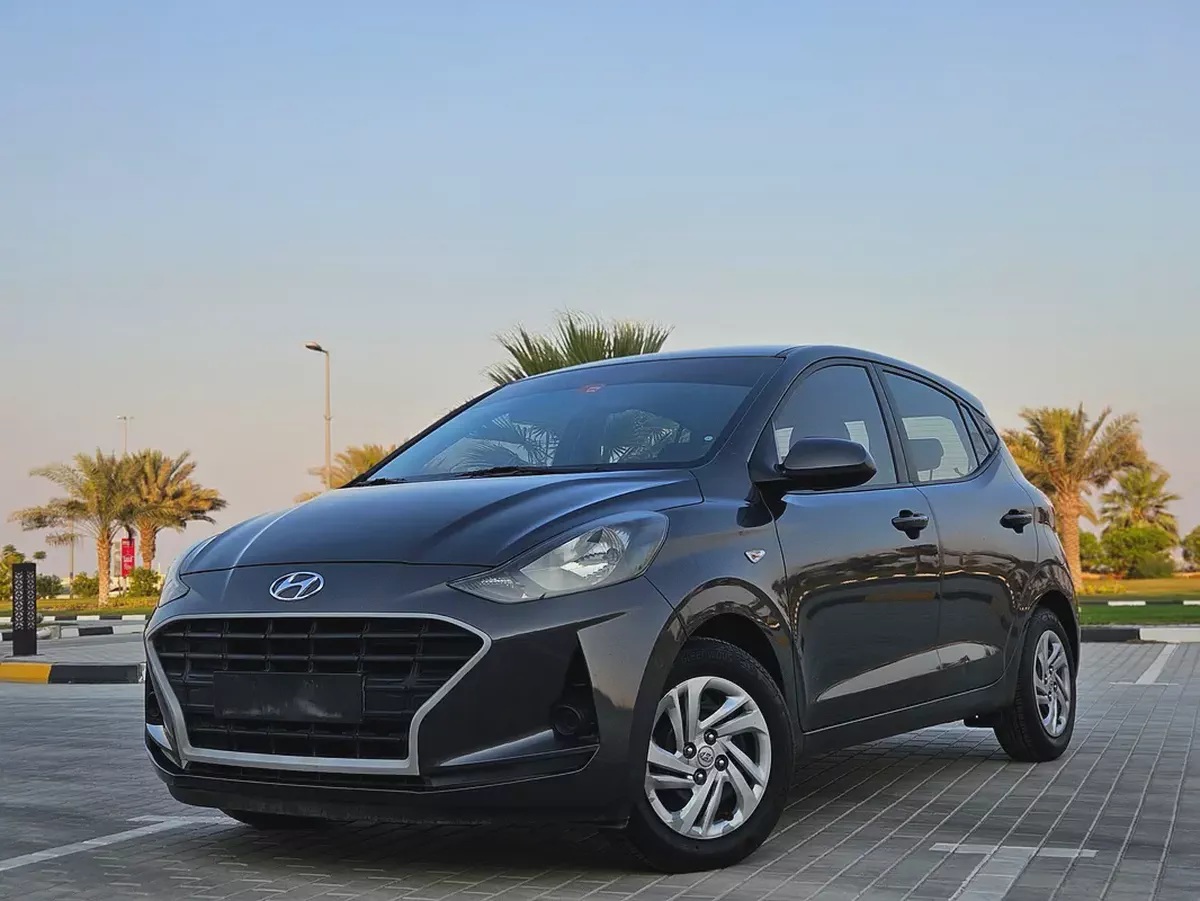 Hyundai Grand i10 2021 GCC Specs Almost A New Car Premium Condition With Low KM With Bank Finance-4-4