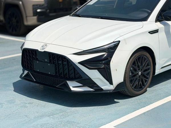 MG 6 LUXURY 1.5L Turbo Petrol 2025