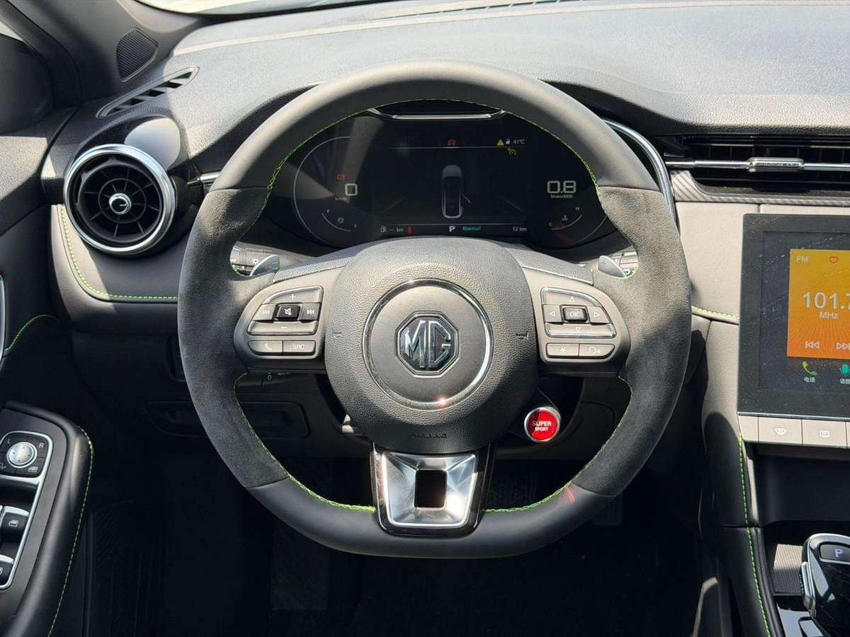 MG 6 LUXURY 1.5L Turbo Petrol 2025-19-0