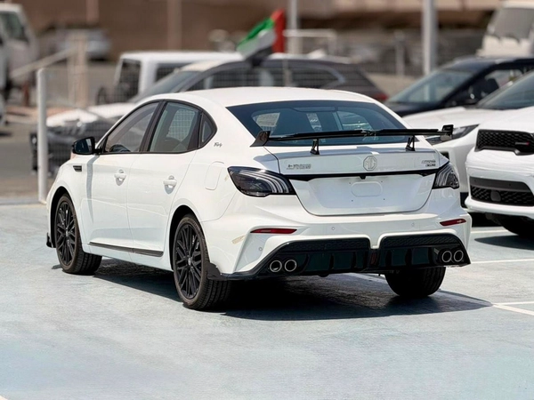 MG 6 LUXURY 1.5L Turbo Petrol 2025