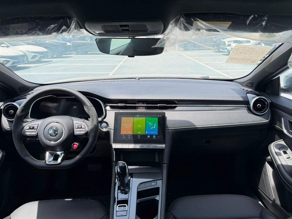 MG 6 LUXURY 1.5L Turbo Petrol 2025