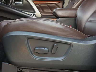 MITSUBISHI MONTERO SPORT 2019 GLS 4WD FULL OPTION GCC ACCIDENT FREE IN EXCELLENT CONDITION-9