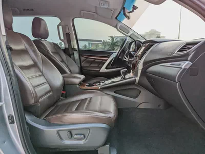 MITSUBISHI MONTERO SPORT 2019 GLS 4WD FULL OPTION GCC ACCIDENT FREE IN EXCELLENT CONDITION-2