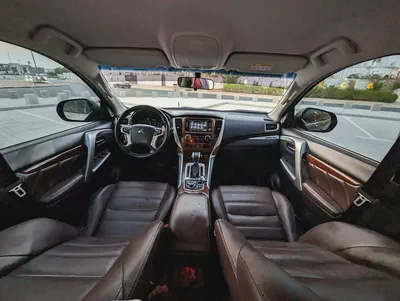 MITSUBISHI MONTERO SPORT 2019 GLS 4WD FULL OPTION GCC ACCIDENT FREE IN EXCELLENT CONDITION-5