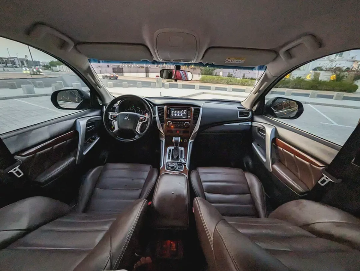 MITSUBISHI MONTERO SPORT 2019 GLS 4WD FULL OPTION GCC ACCIDENT FREE IN EXCELLENT CONDITION-5-5