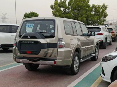 Mitsubishi Pajero GLS MIDLINE GLS / 3.5 4WD V6 / LEATHER /LOT# 16714-3