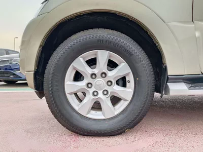 Mitsubishi Pajero GLS MIDLINE GLS / 3.5 4WD V6 / LEATHER /LOT# 16714-7