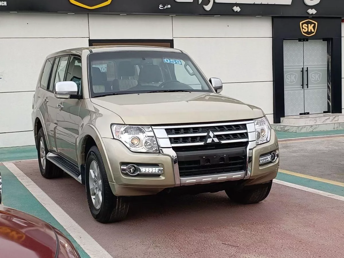 Mitsubishi Pajero GLS MIDLINE GLS / 3.5 4WD V6 / LEATHER /LOT# 16714-1-0