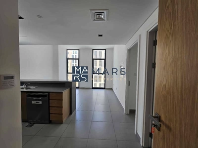 Bright & Modern | Premium location | Hot Deal-5