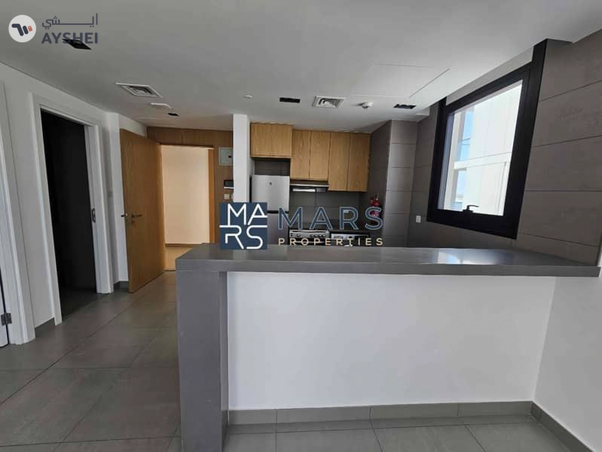 Bright & Modern | Premium location | Hot Deal-9-9