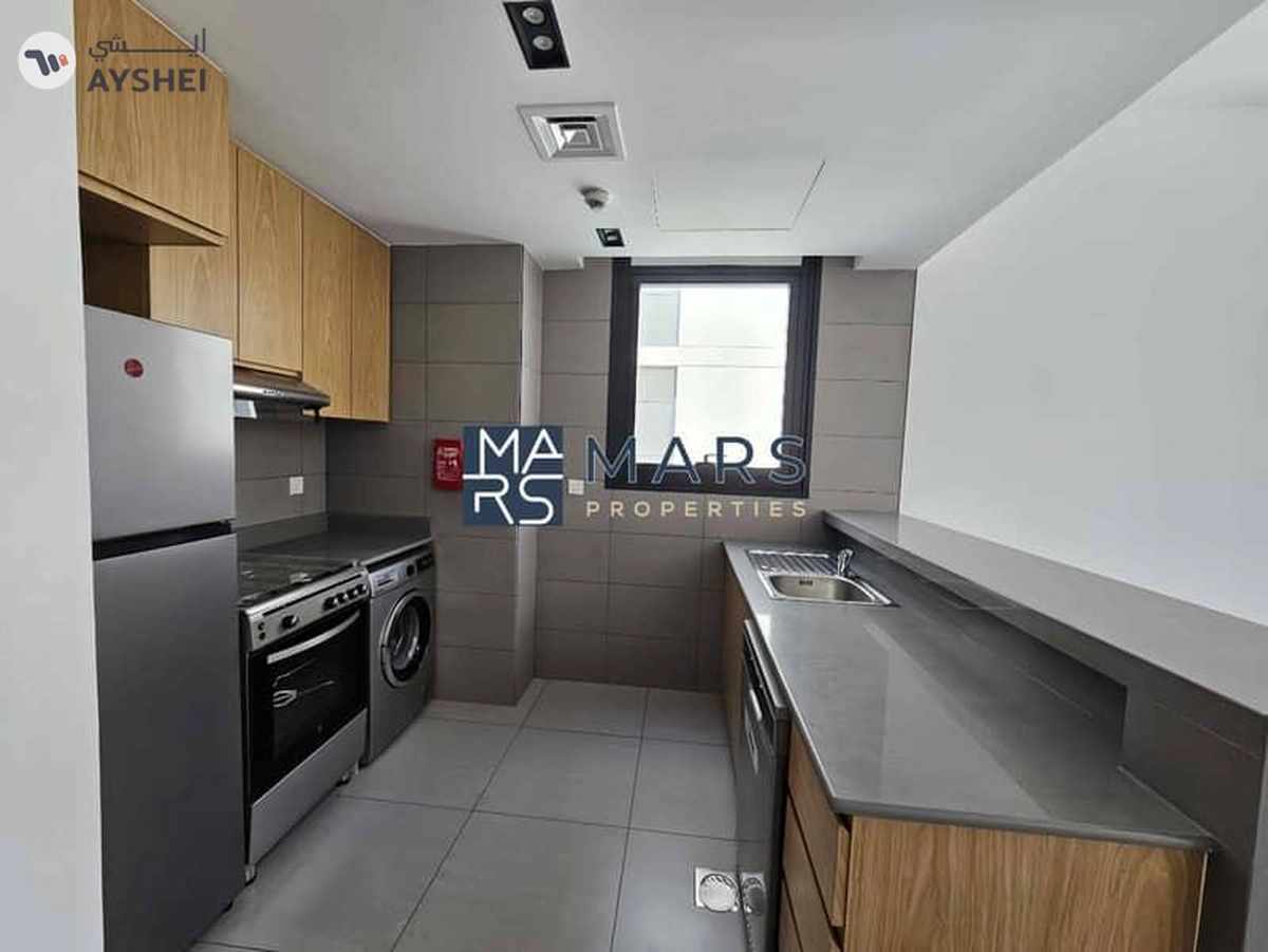 Bright & Modern | Premium location | Hot Deal-11-11