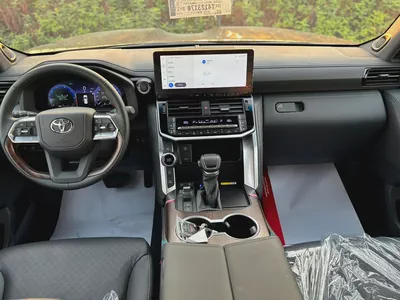 Brand New 2026 Toyota Land Cruiser VXR | GCC Specs | Luxury  Performance-7