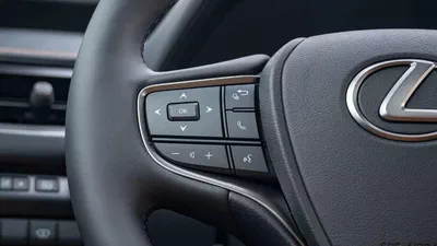 Lexus UX250h STANDARD STD (NON GCC) LEXUS UX250H | 2-YEAR WARRANTY + SERVICE AVAILABLE 0% DOWNPAYME-6