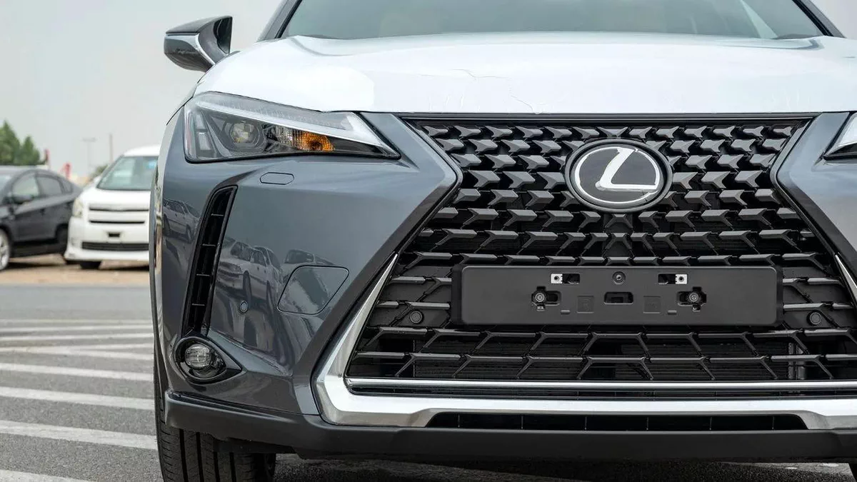 Lexus UX250h STANDARD STD (NON GCC) LEXUS UX250H | 2-YEAR WARRANTY + SERVICE AVAILABLE 0% DOWNPAYME-7-7