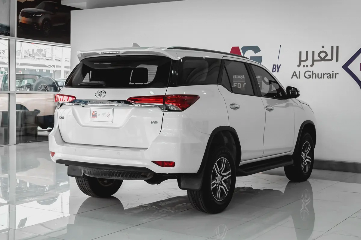 1 YR / 20,000 KM WARRANTY | 4.0 GXR | 6 CYLINDER | AED 1550
