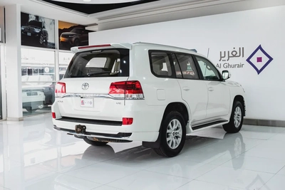 1 YR WARRANTY | GCC | 4.0L | AED 2,800 PM-3