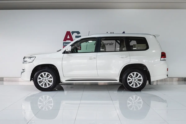 1 YR WARRANTY | GCC | 4.0L | AED 2,800 PM