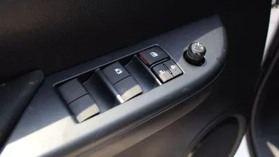 Toyota Hilux GL HILUX 2.7L MANUAL-13