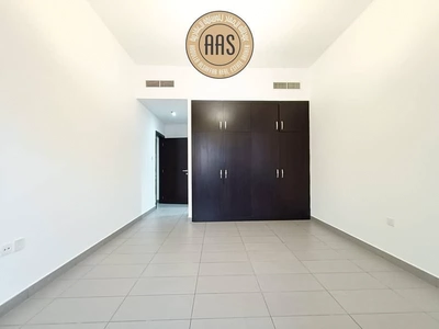 Chiller free huge luxurious both master room 2bhk with all facilities-10