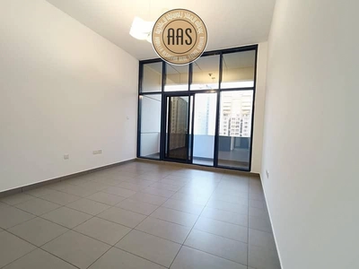 Chiller free huge luxurious both master room 2bhk with all facilities-6
