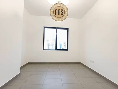 Chiller free huge luxurious both master room 2bhk with all facilities-8