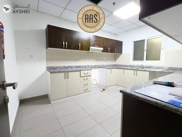 Chiller free huge luxurious both master room 2bhk with all facilities
