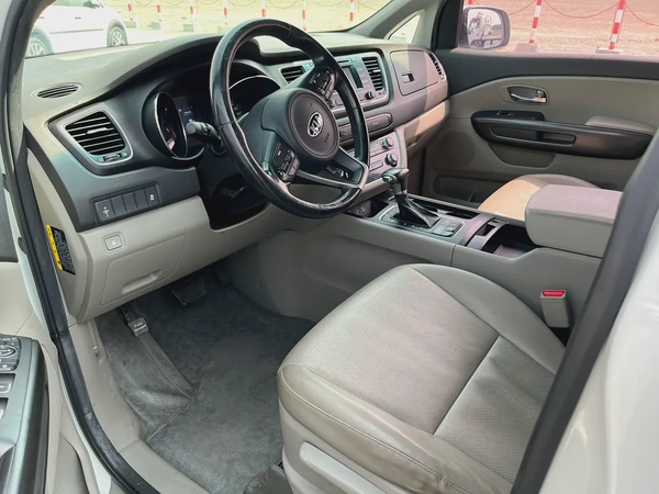 Kia Carnival LX 2018 - Korean Specs - Well Maintained