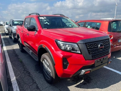 Nissan Navara – Red Exterior with Black Interior Pickup-5
