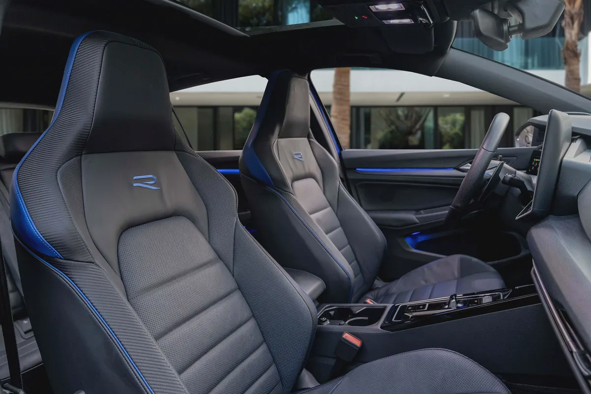 4,211 P.M |  Golf R Topline | 0% Downpayment | VW warranty!-10-10