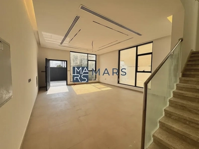 Spacious, Luxury, Brand New 4 Bedroom Stand Alone Villa with Close Kitchen-19