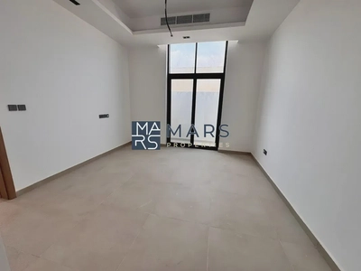 Spacious, Luxury, Brand New 4 Bedroom Stand Alone Villa with Close Kitchen-5